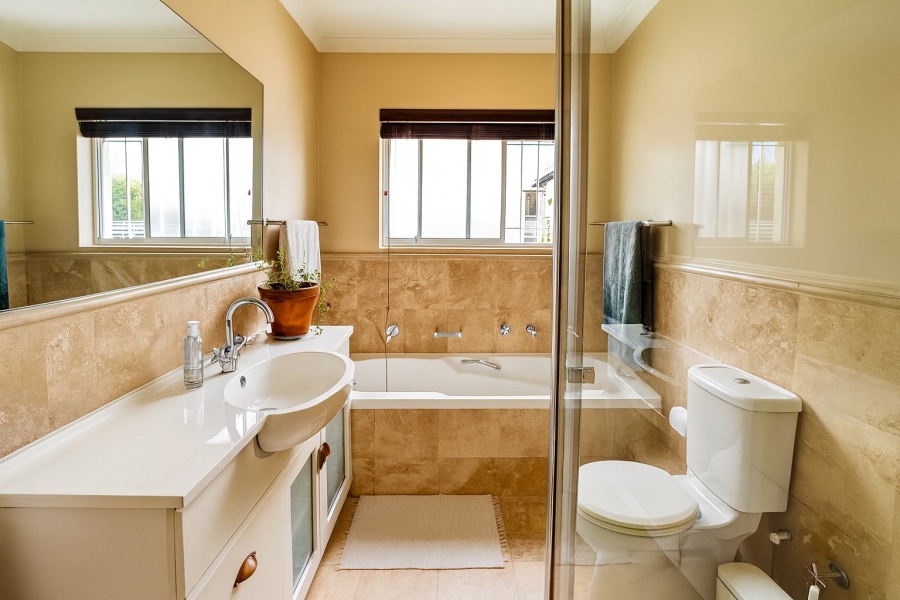 To Let 3 Bedroom Property for Rent in Higgovale Western Cape